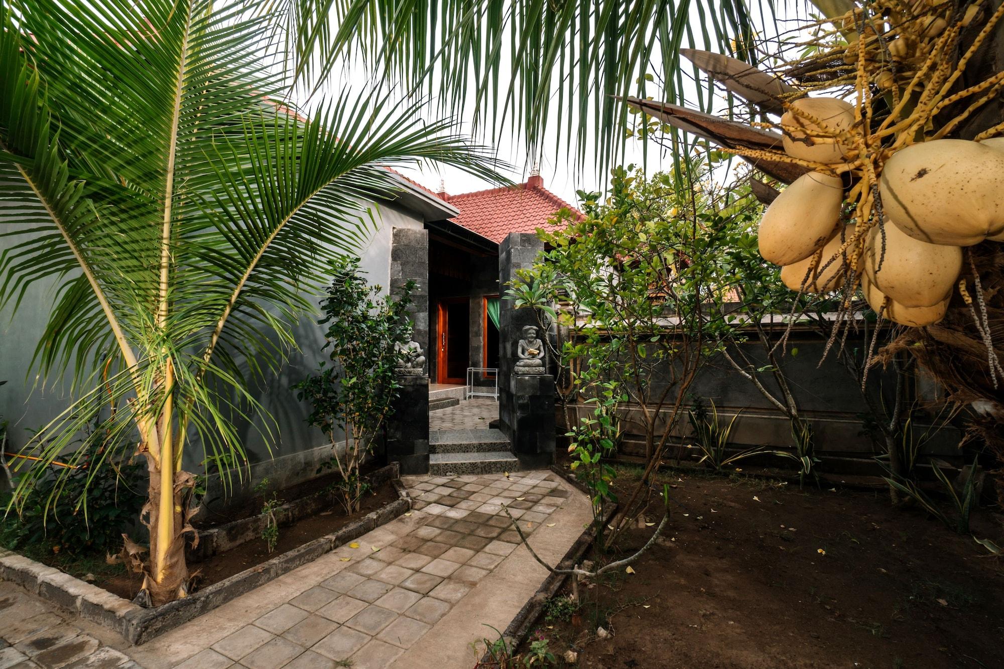 D And B Bungalow's By Dewizz Management Vakantiepark Lembongan